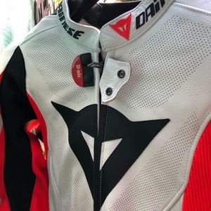 Men’s Dainese D Air race suit euro sz 48 NWT